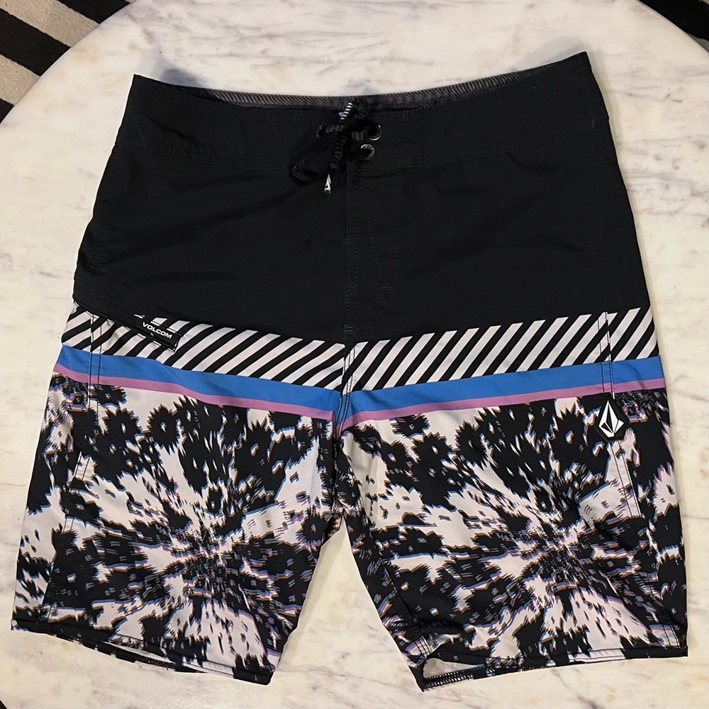 Volcom Boys Mod-Tech Lido Board Shorts Swim - Size 30